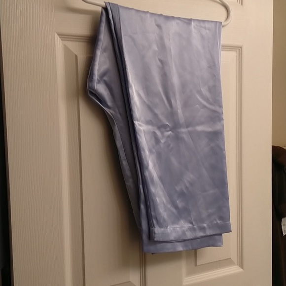 1980's Christian Dior Silky Baby Blue Sleep set - Picture 10 of 16